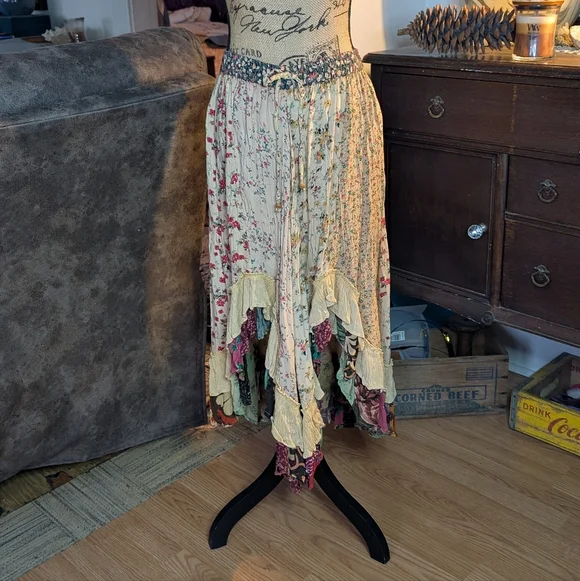 Floral Bohemian Skirt Western Swing Elastic Waist - Picture 1 of 13